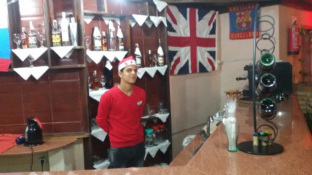 جولدن روز بيت شباب *